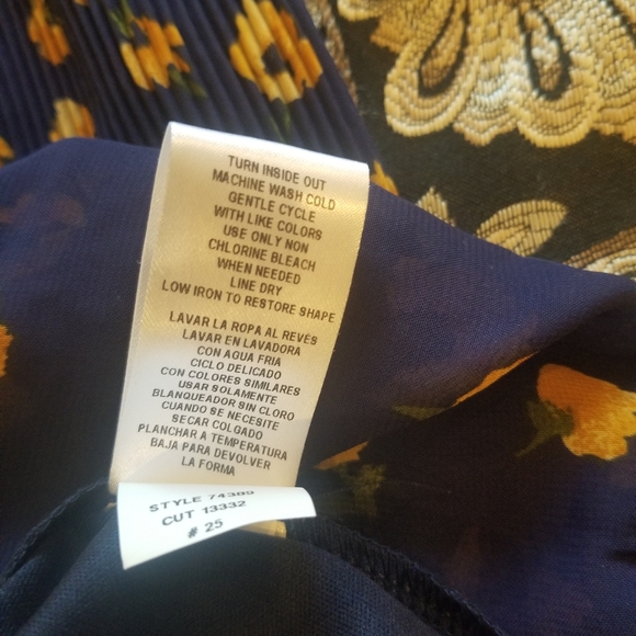 Sandra Darren short sleeve pleated midi floral dress size 12 - Picture 11 of 12